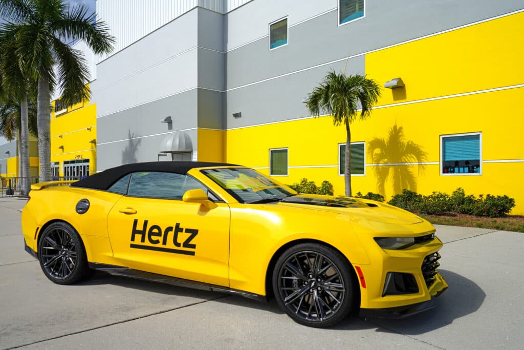 Hertz to sell cars through eBay