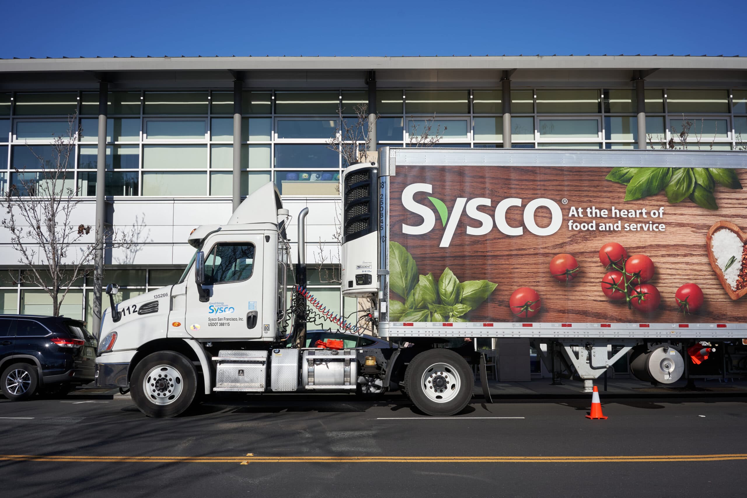 Sysco expands AI push after posting $22.1 billion in Q4 sales