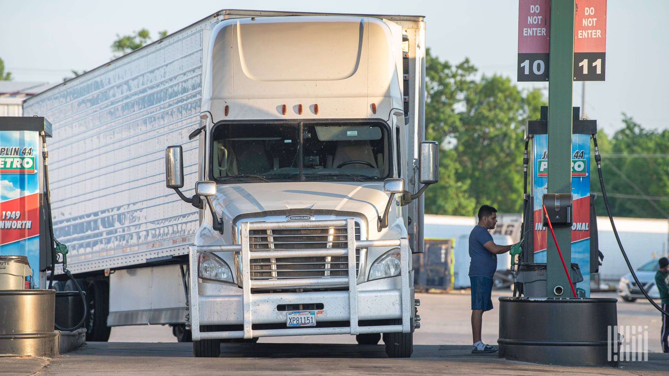 “It Ain’t That Bad That I Got to Pay Somebody to Come Here.” Why a Man Who Runs 65 Owner-Operators Says Sign-On Bonuses Repel the Drivers You Actually Want.