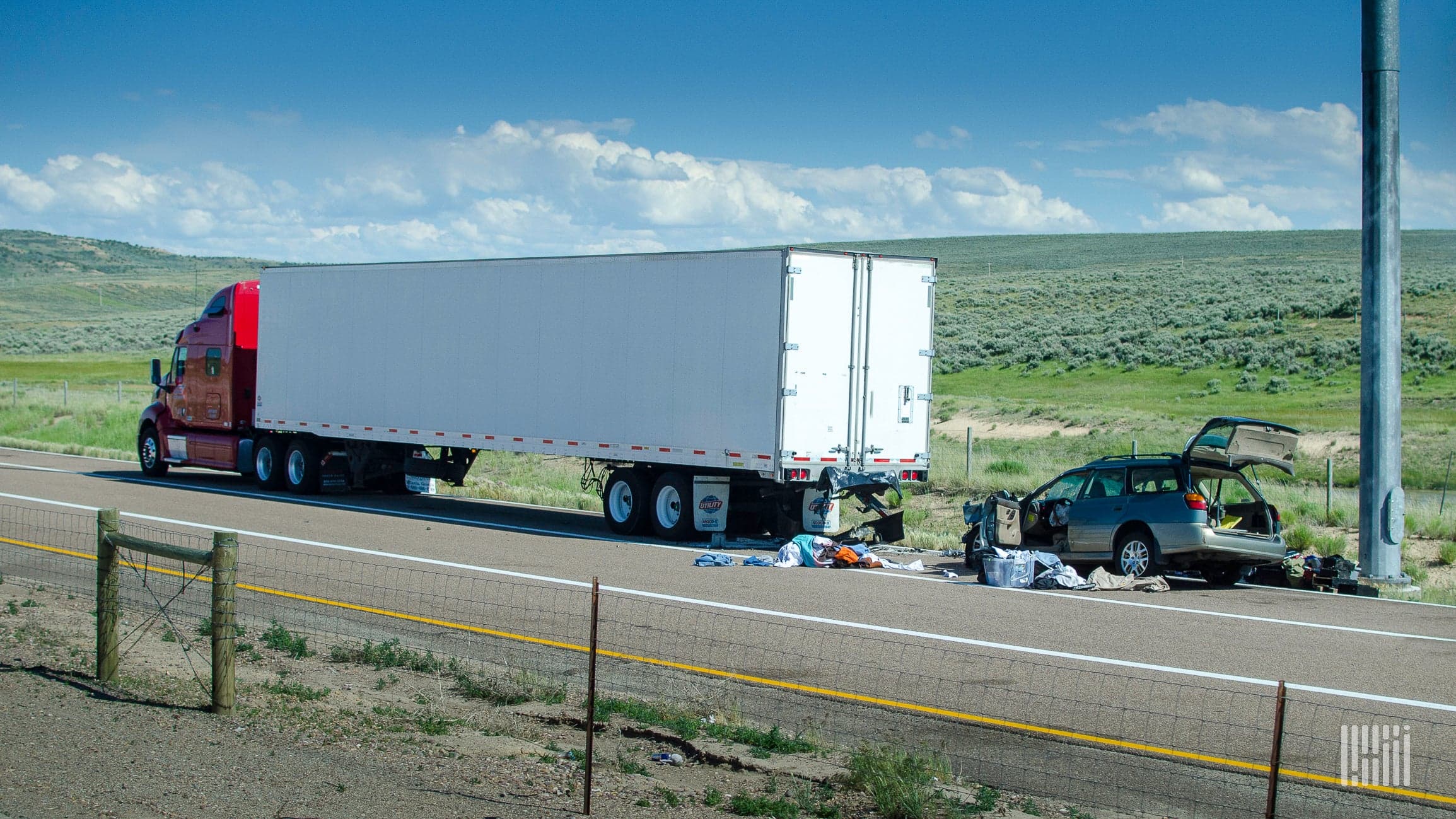 Staged truck crashes could bring 20 years in federal prison under new bill