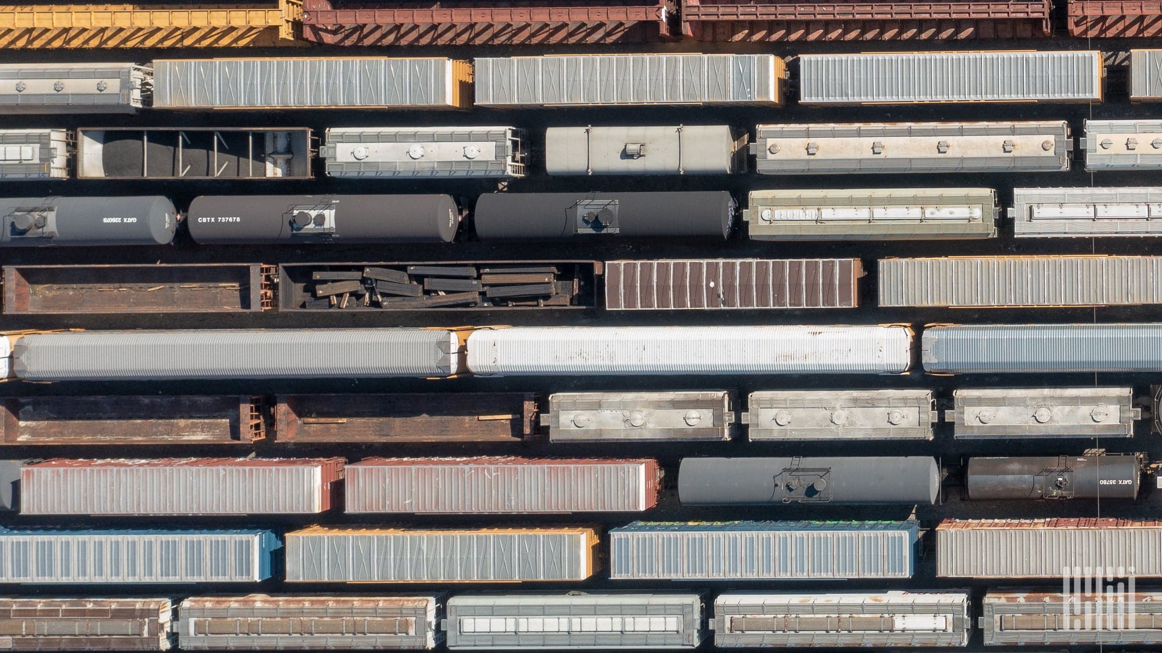 Commodities outrun intermodal in latest rail freight data