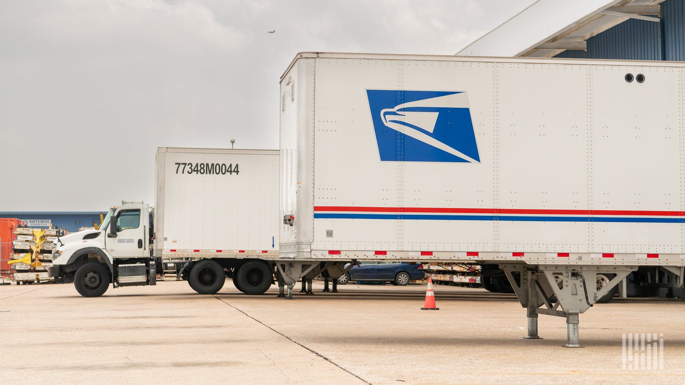 USPS imposes strict May 1 deadline on non-domiciled CDL drivers for mail transport