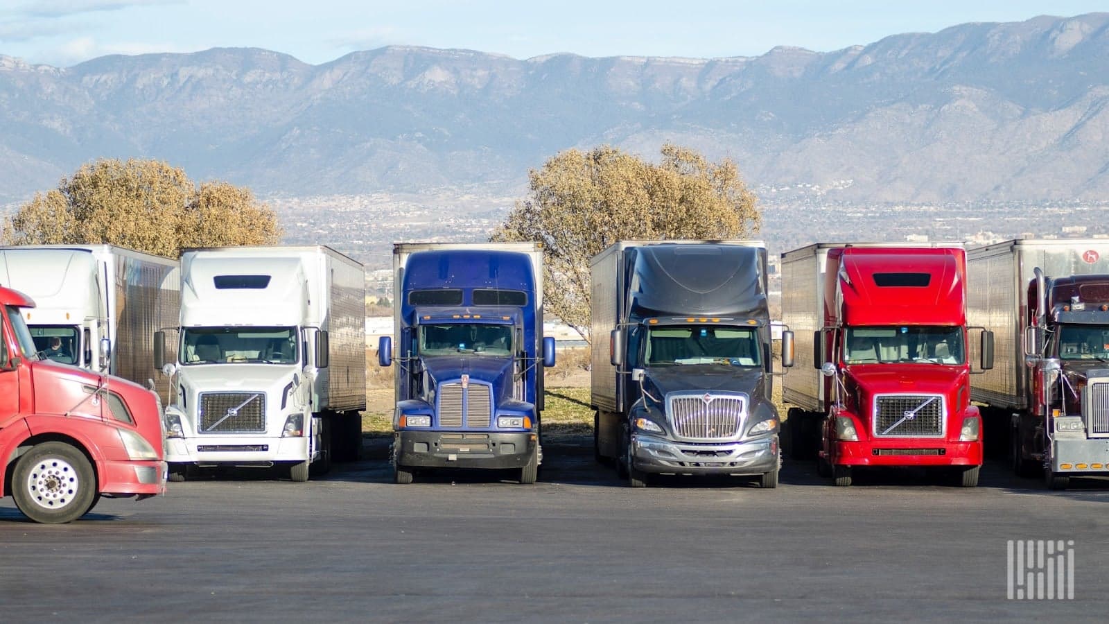 FMCSA study on truck parking squeeze launched, seeks comments