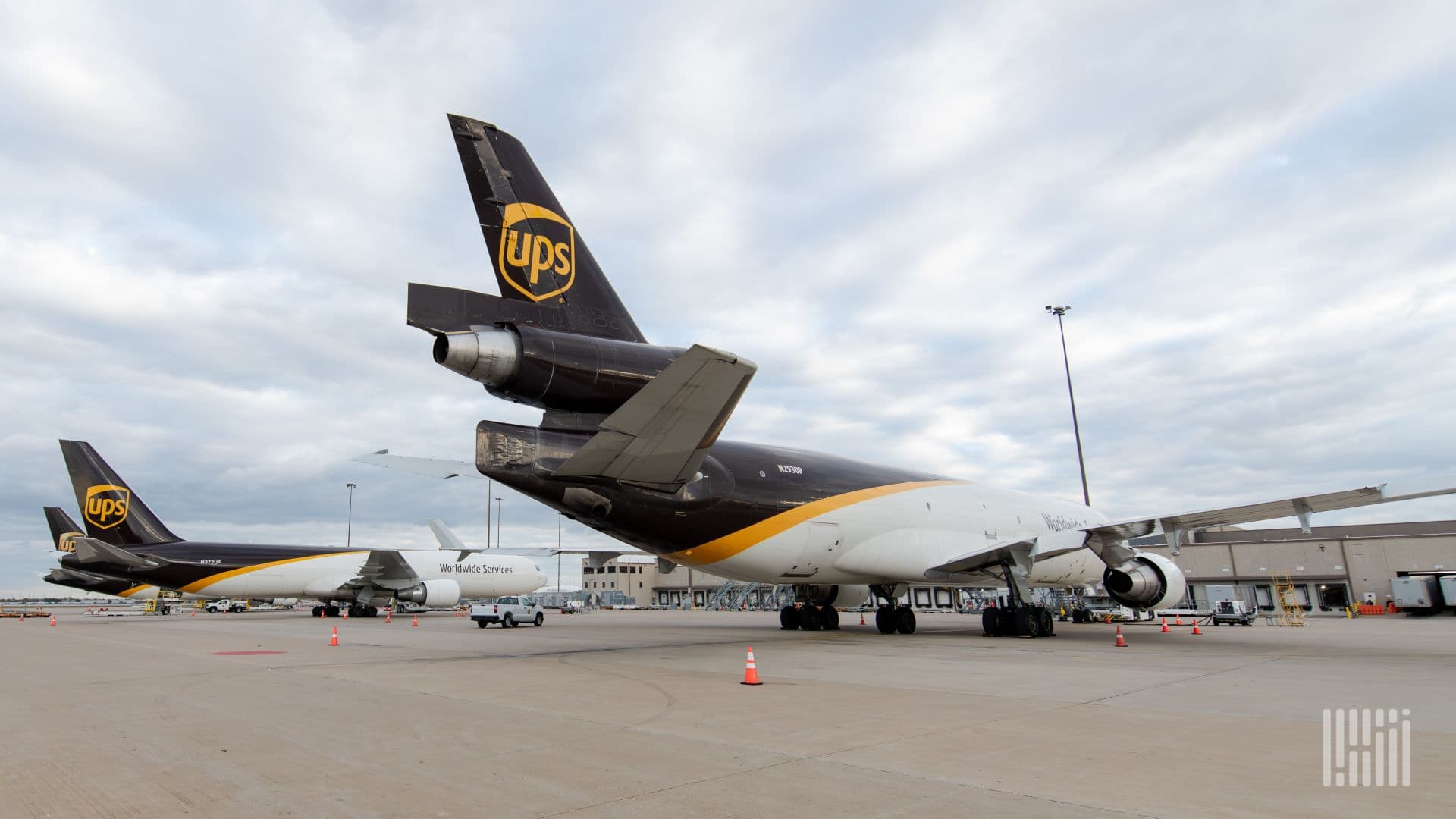 Kentucky congressman urges FAA to permanently shut down MD-11 aircraft