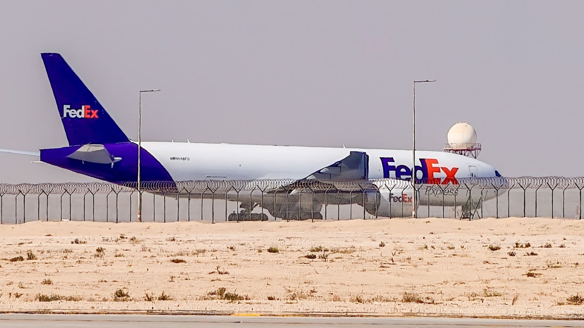 FedEx wins war waiver for Dubai cargo route