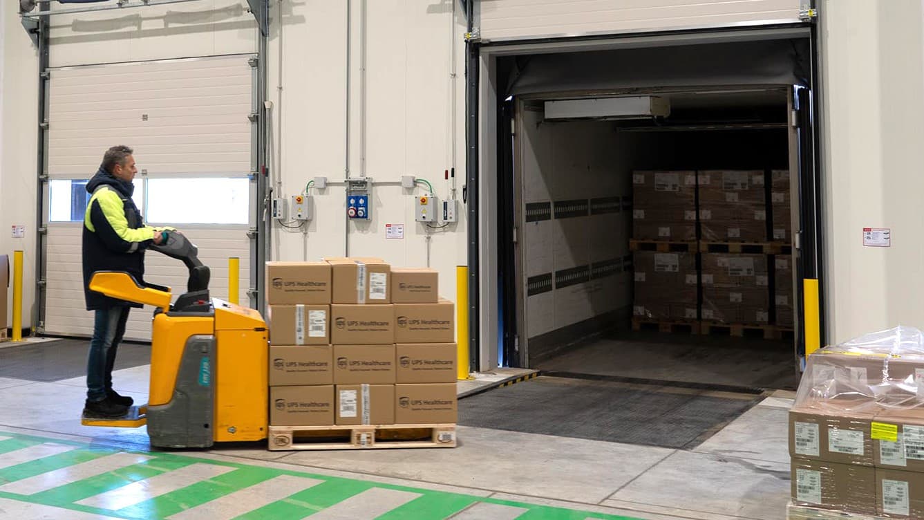 UPS adds 27 cold transfer facilities for pharmaceutical shipping