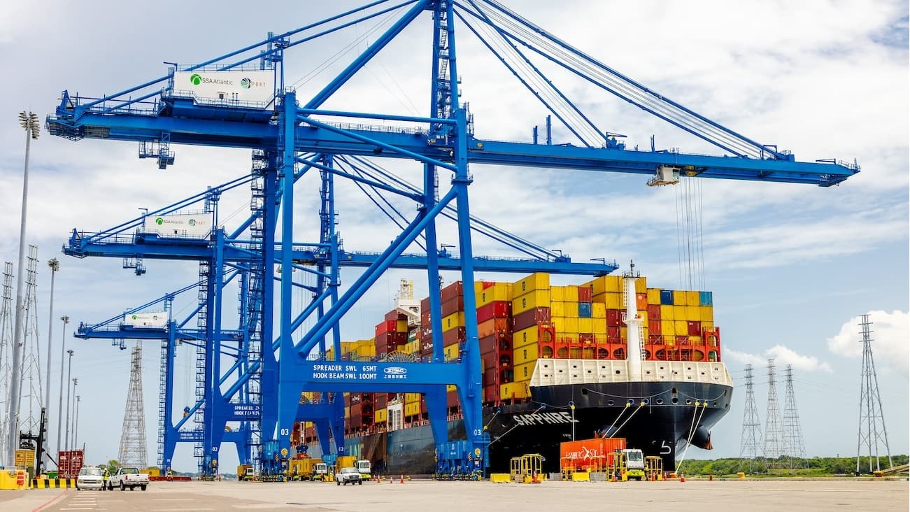Jaxport adds new Asia-LatAm-Med container service
