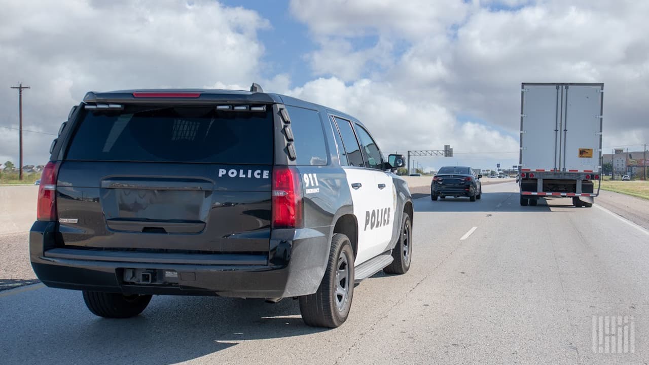 $1.5M theft ring exploited shipment tracking, insider access