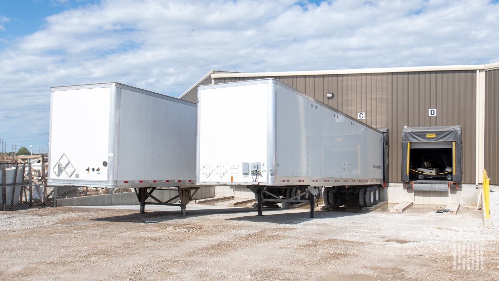 Texas police recover $272K in precious metal cargo; 2 face possible life sentences