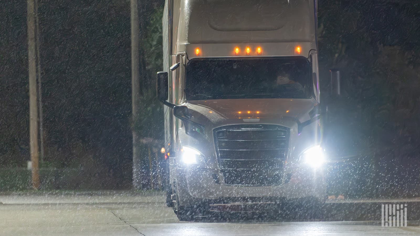 Erie truck driver faces 22 charges after police say he fled 9-vehicle crash carrying Bud Light