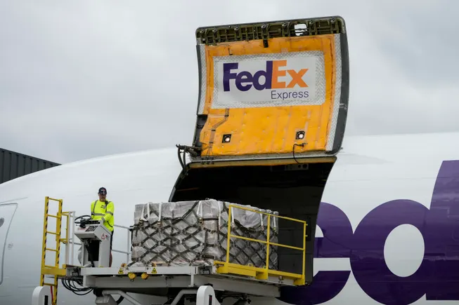 FedEx launches life sciences suite as healthcare push lifts earnings