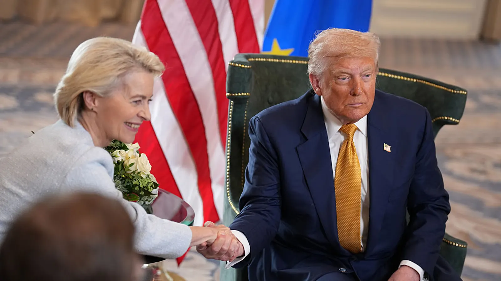 EU lawmakers back US trade pact with built-in safeguards