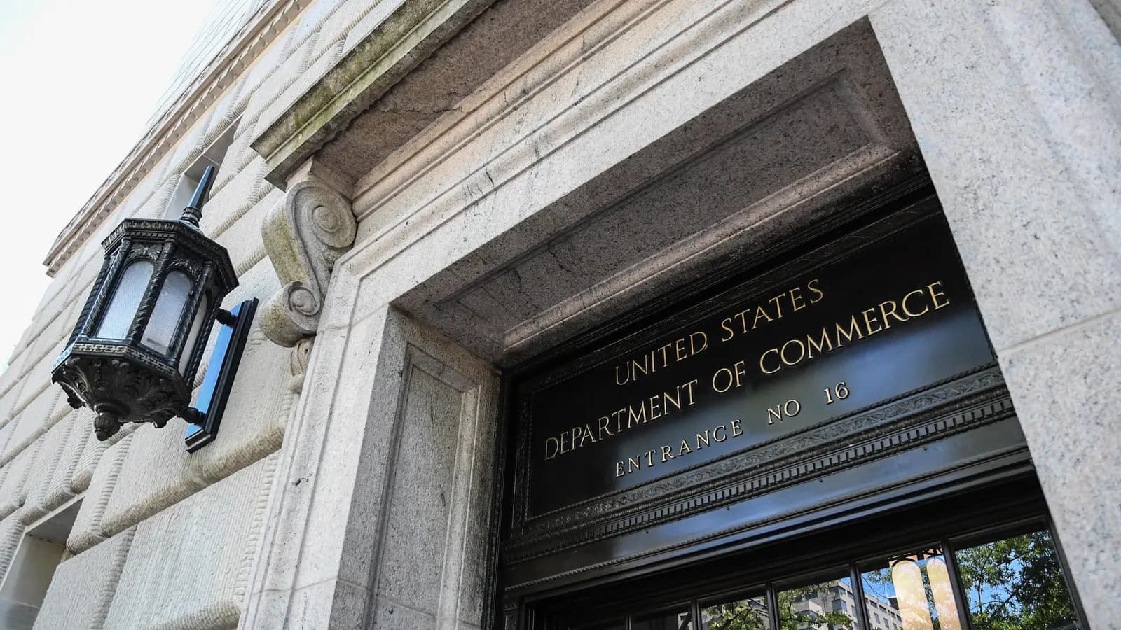 Commerce Department proposes tariffs on more steel, aluminum, copper goods
