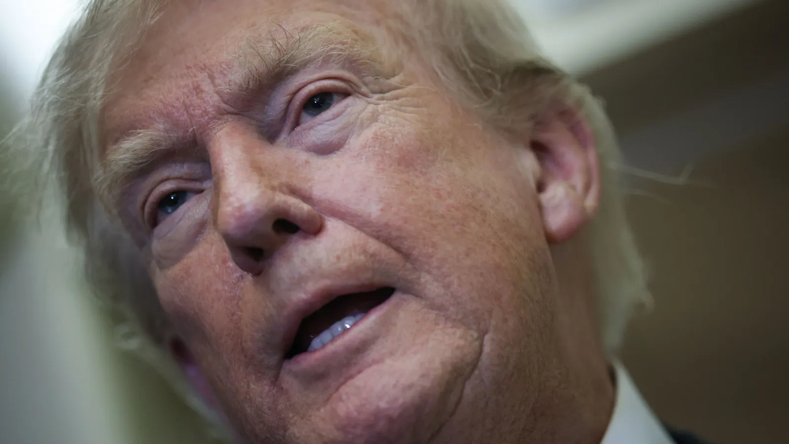 Trump chooses trade talks over tariffs after aircraft probe