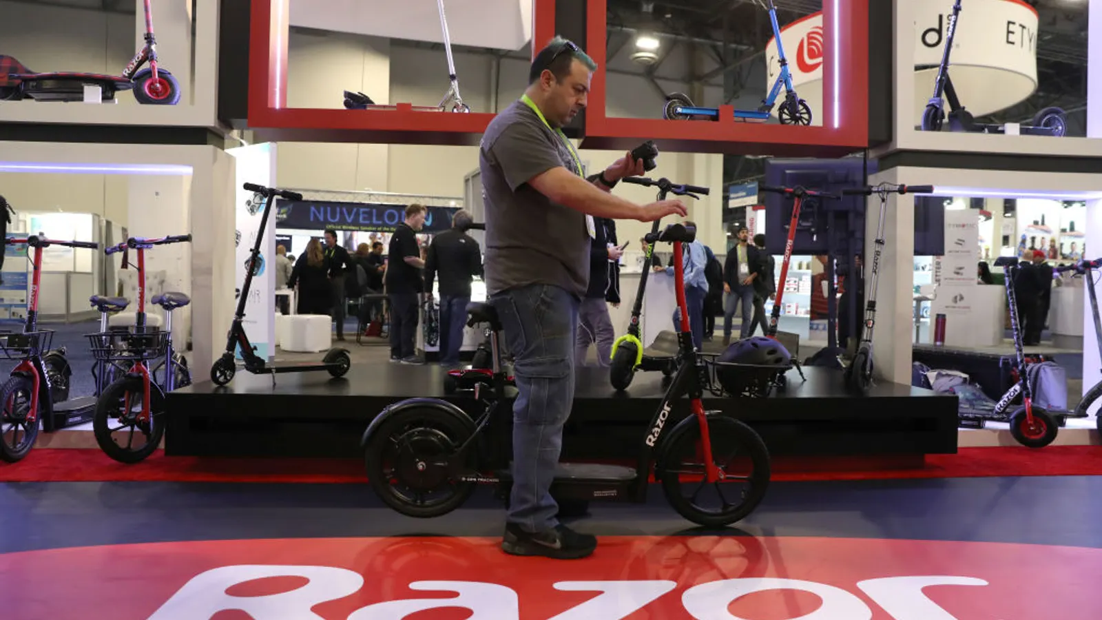 Razor reshapes supply chain to weather Trump-era China tariffs