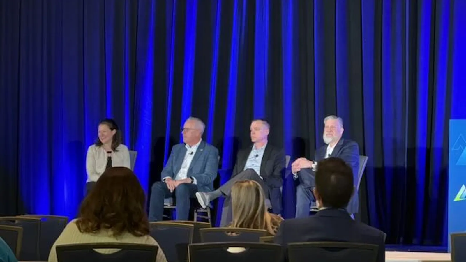 Procurement leaders urge incremental AI adoption to avoid heavy spend