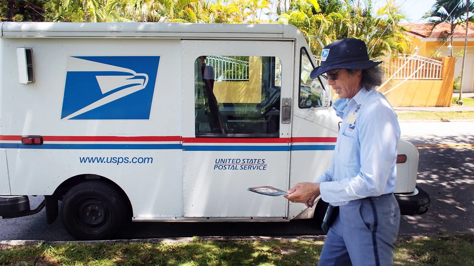 How USPS shippers can navigate changes to pricing, parcel measurements