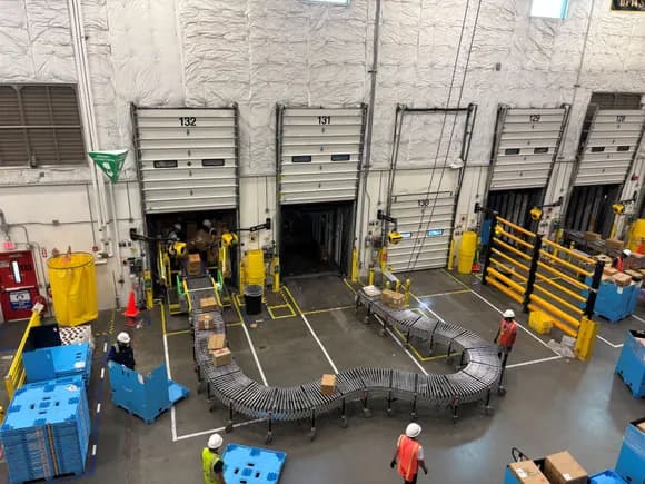 Amazon preps 1M-square-foot distribution center in Connecticut