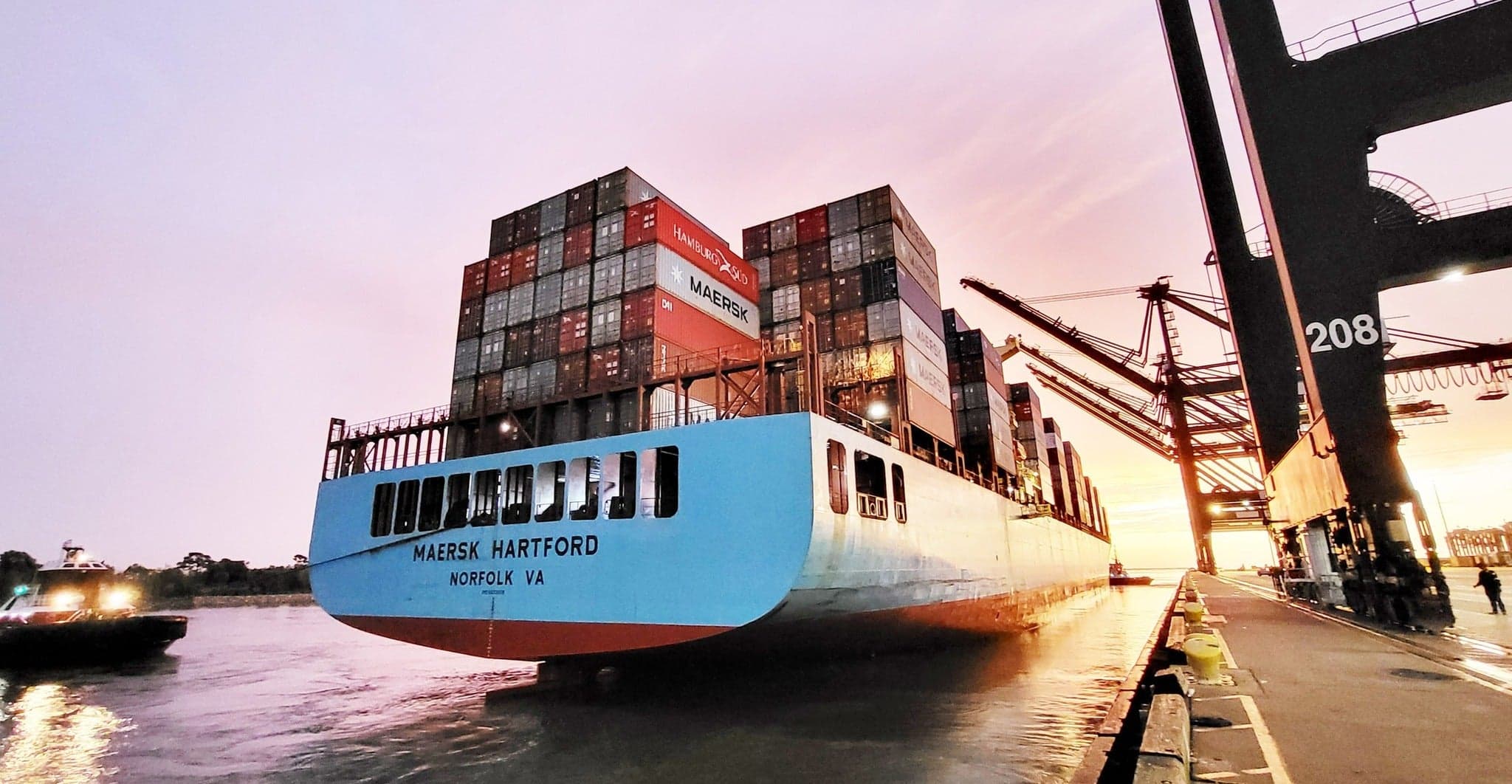 Wartime economy: Maersk lifts full-year guidance on strong demand
