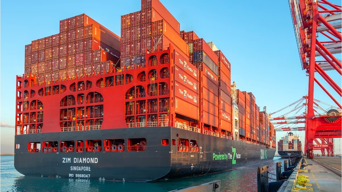 Quarterly loss for Zim ahead of Hapag-Lloyd takeover