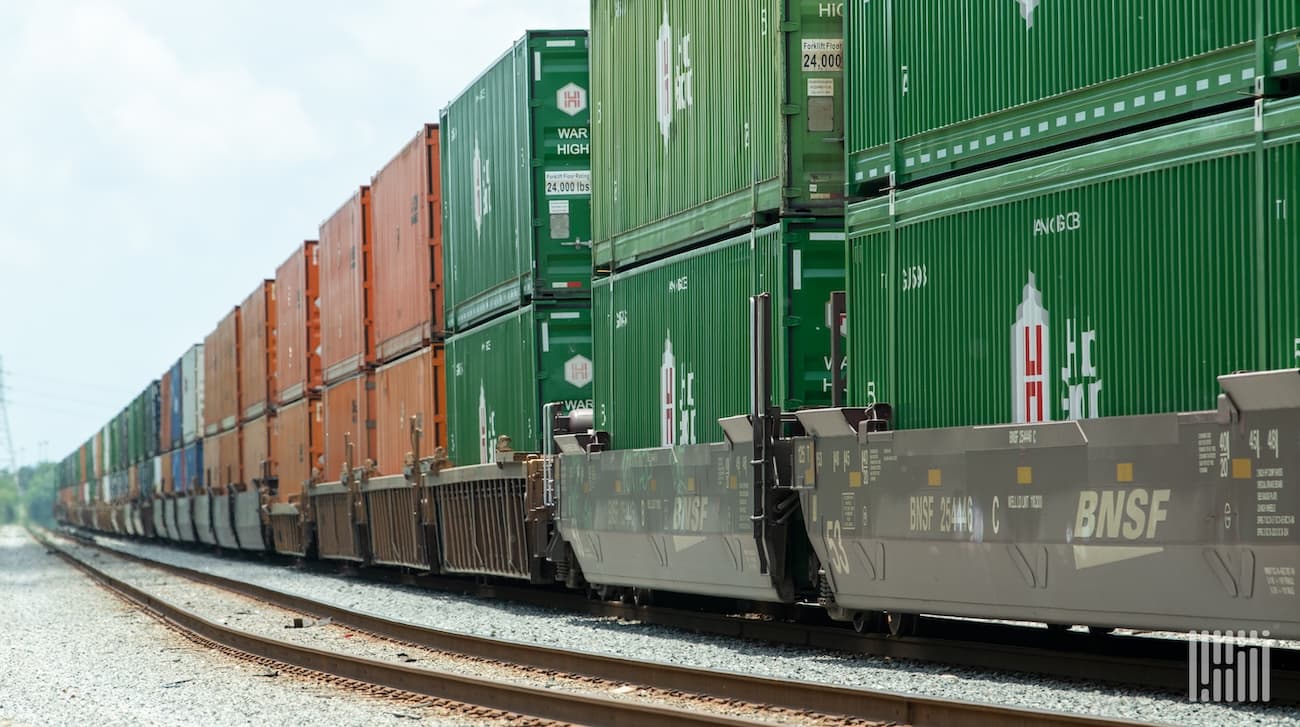Intermodal rail higher as shippers switch from trucks